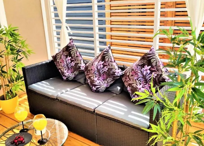 Mobile Nensi Vikendica *