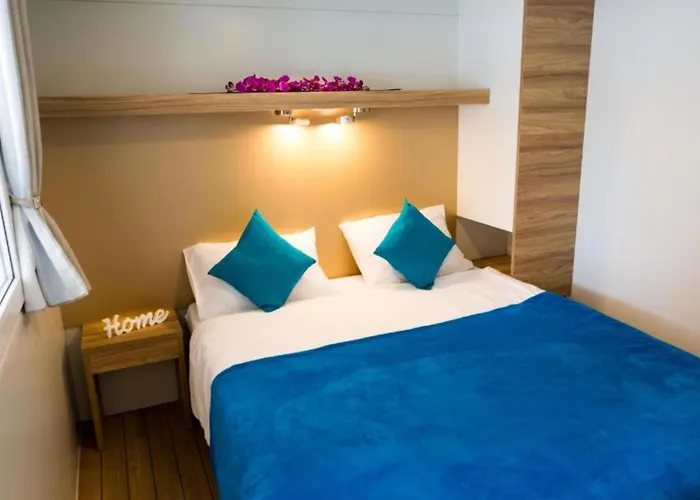 Mobile Nensi Biograd Na Moru