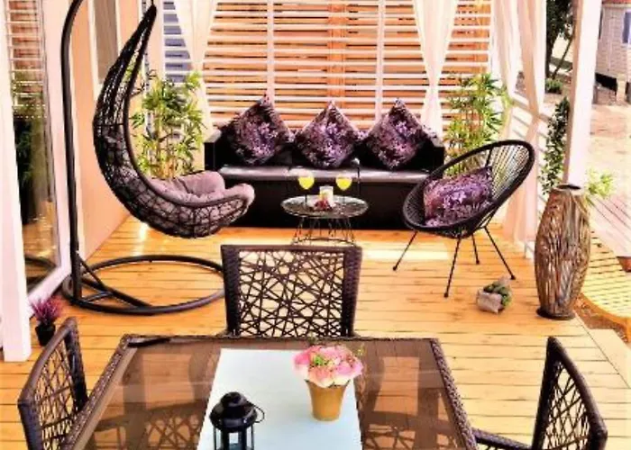 Mobile Nensi Vikendica Biograd Na Moru