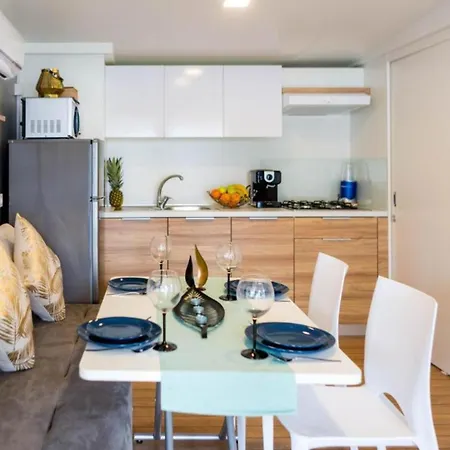 Mobile Nensi Holiday home *